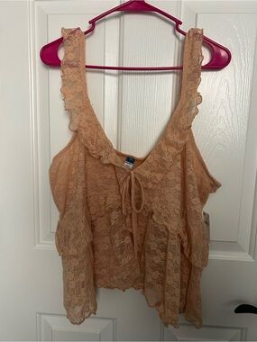 Old Navy lace tank